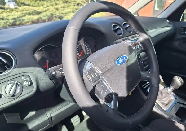 Ford Galaxy cena 35900 przebieg: 245000, rok produkcji 2011 z Olsztyn małe 466